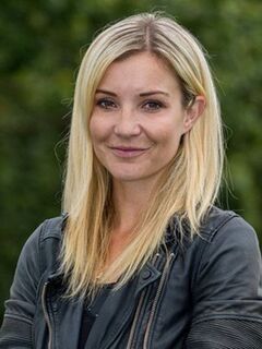 Helen Skelton